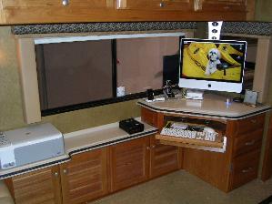 complete custom Apple work station