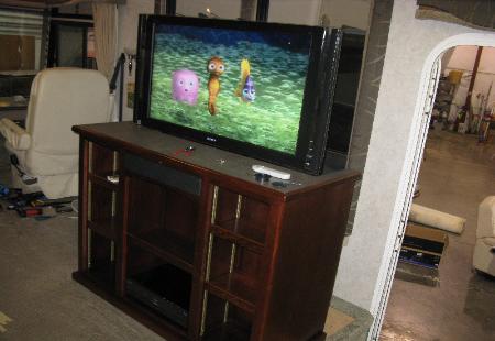 Power up/down RV TV